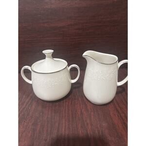 Noritake Ivory China 7541 Lorelei Cream & Sugar Bowl with Lid, Excellent Cond.